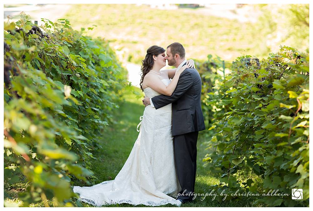 Hermann-Stone-Hill-Winery-Wedding-Photographer-JackieGarret-60