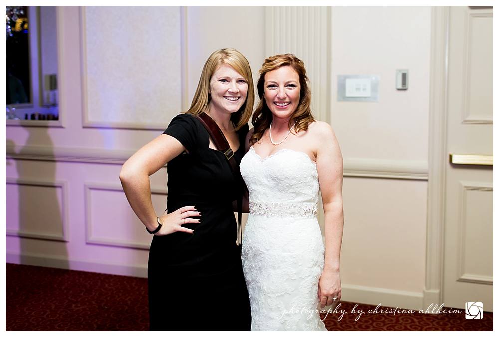 St. Louis Hilton Frontenac Wedding Photographer