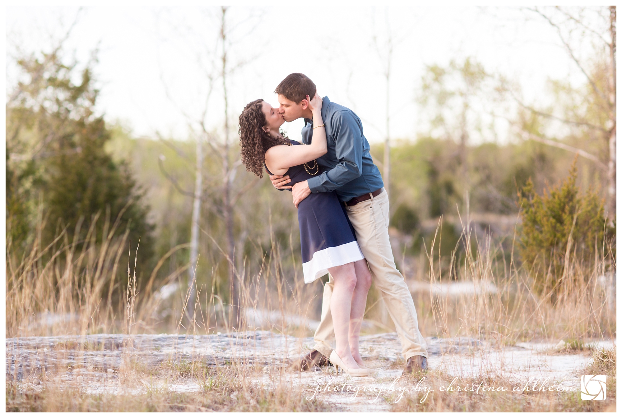 Klondike_Park_Augusta_Missouri_Engagement_Photographer_ErinJoe-50