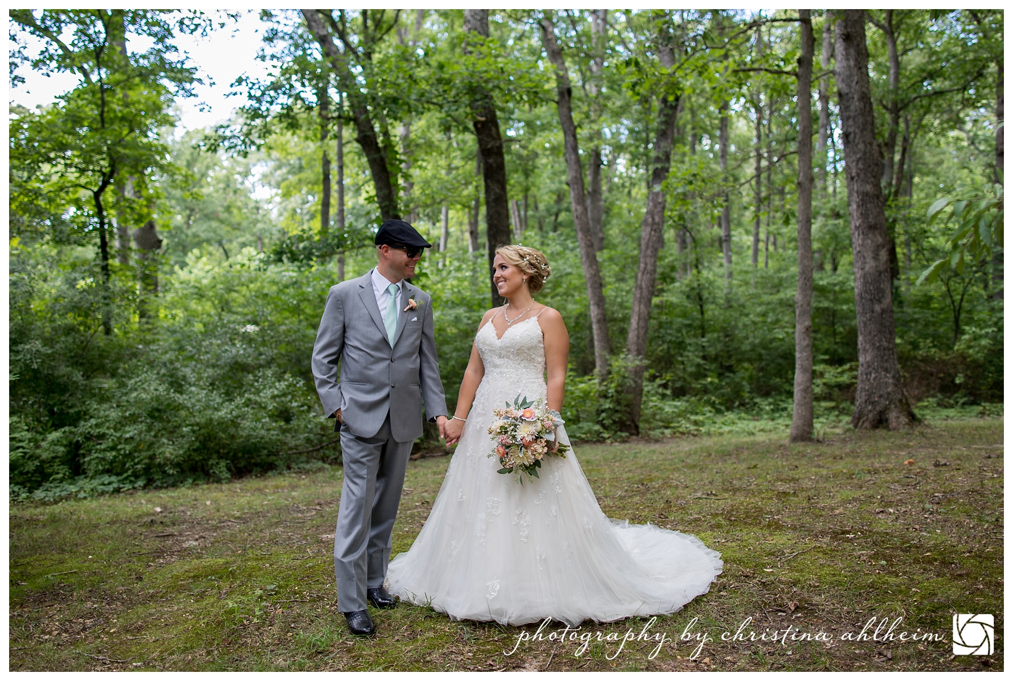 Little Piney Lodge Hermann Wedding Photographer