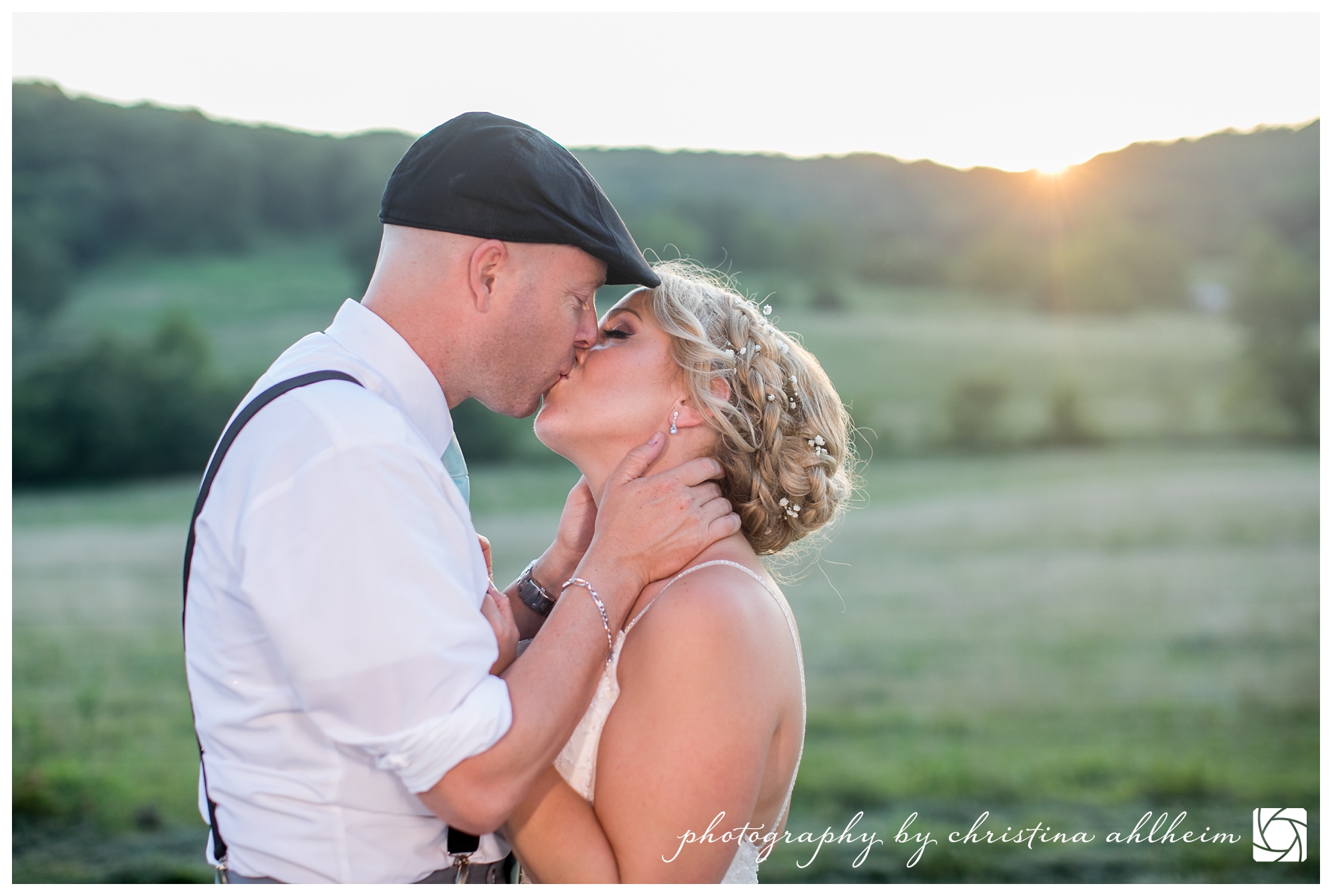 Little Piney Lodge Hermann Wedding Photographer