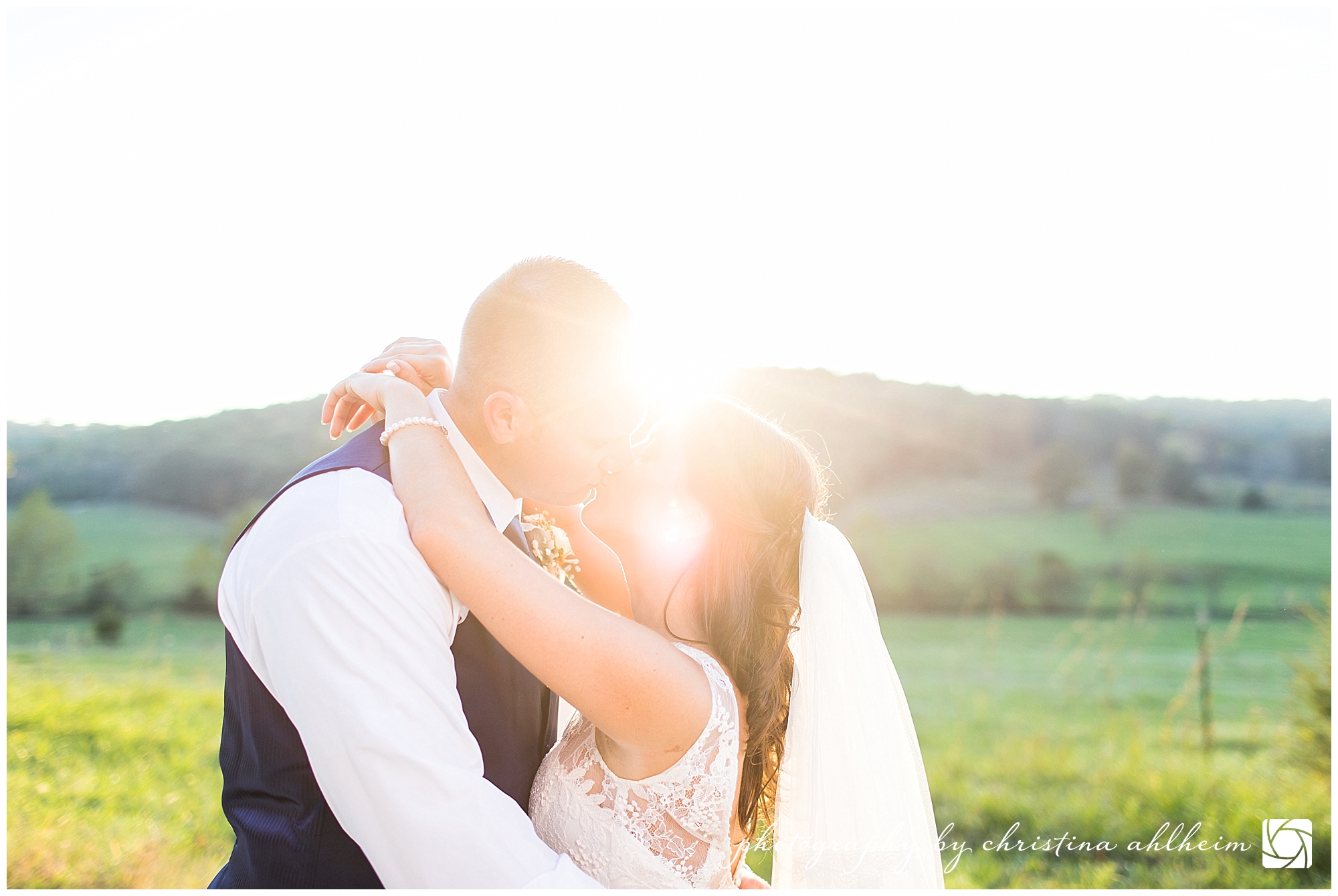 Little Piney Lodge Hermann Wedding Photography