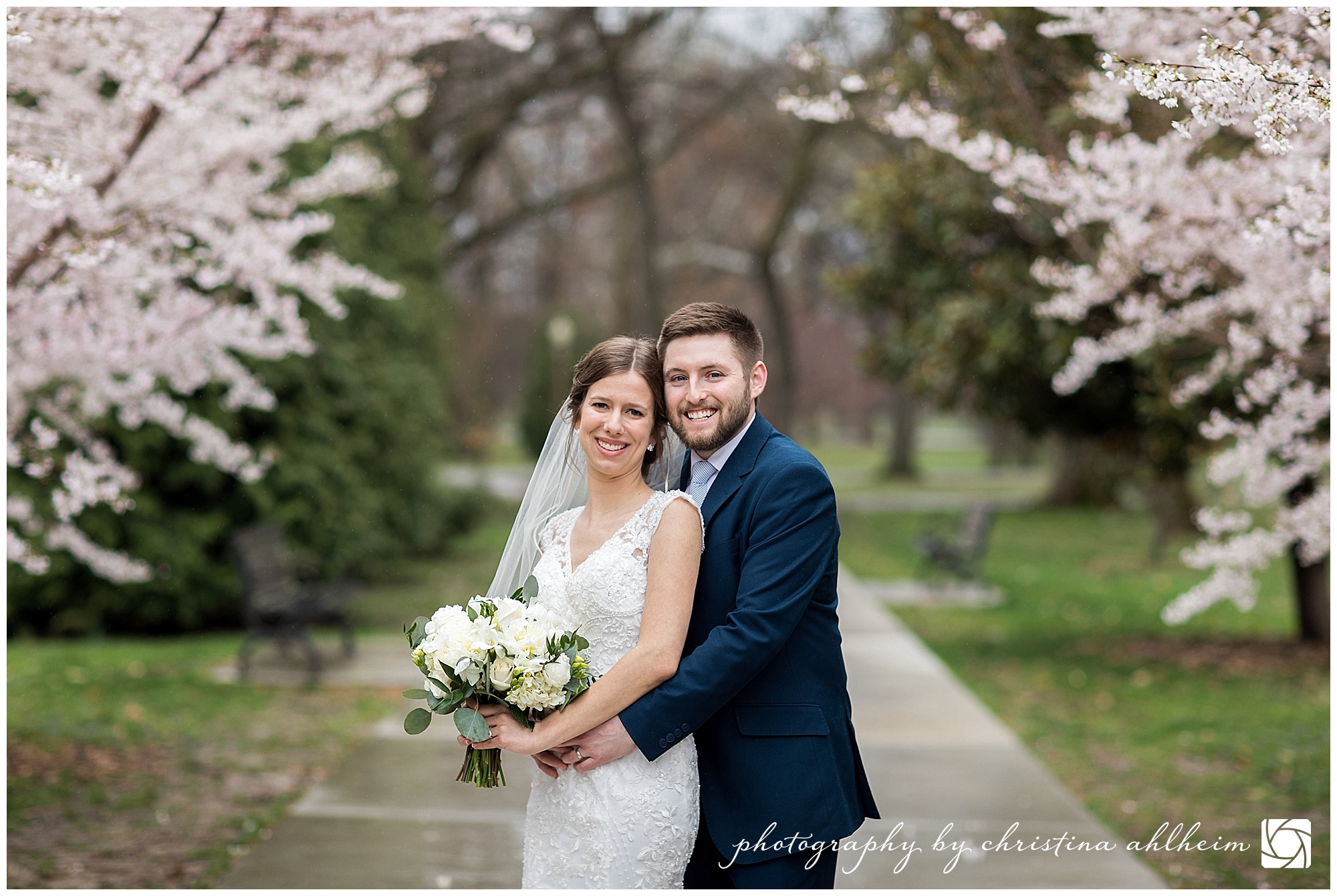 St Louis Spring Wedding Photographer Old Post Office